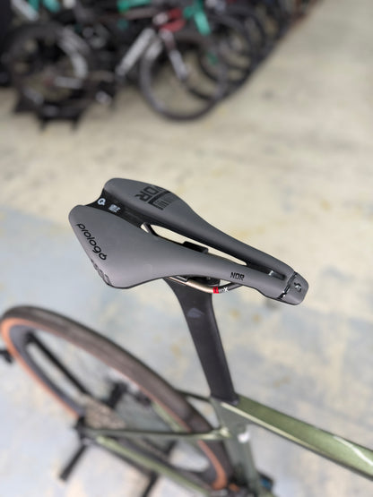NIEUW Factor Ostro Gravel GRX Di2 Gravel Fiets