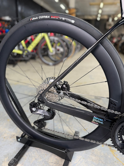 NIEUW Factor Ostro VAM Di2 Carbon Racefiets