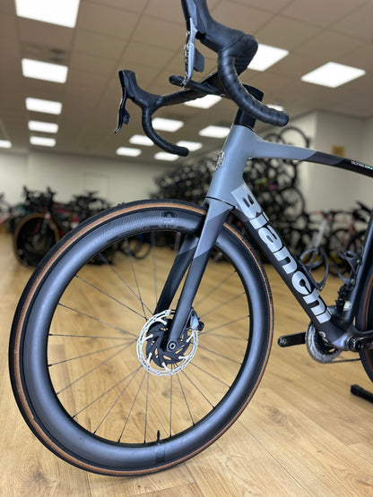 Bianchi Oltre XR4 AXS Carbon Racefiets