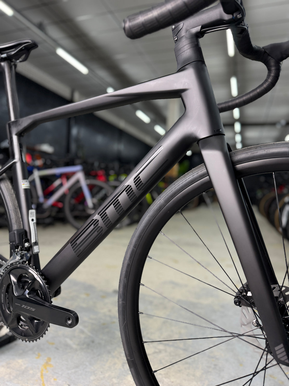 NIEUW BMC Roadmachine TWO Di2 Carbon Racefiets