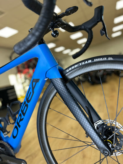 Orbea Orca M21 Full Carbon AXS disc Racefiets