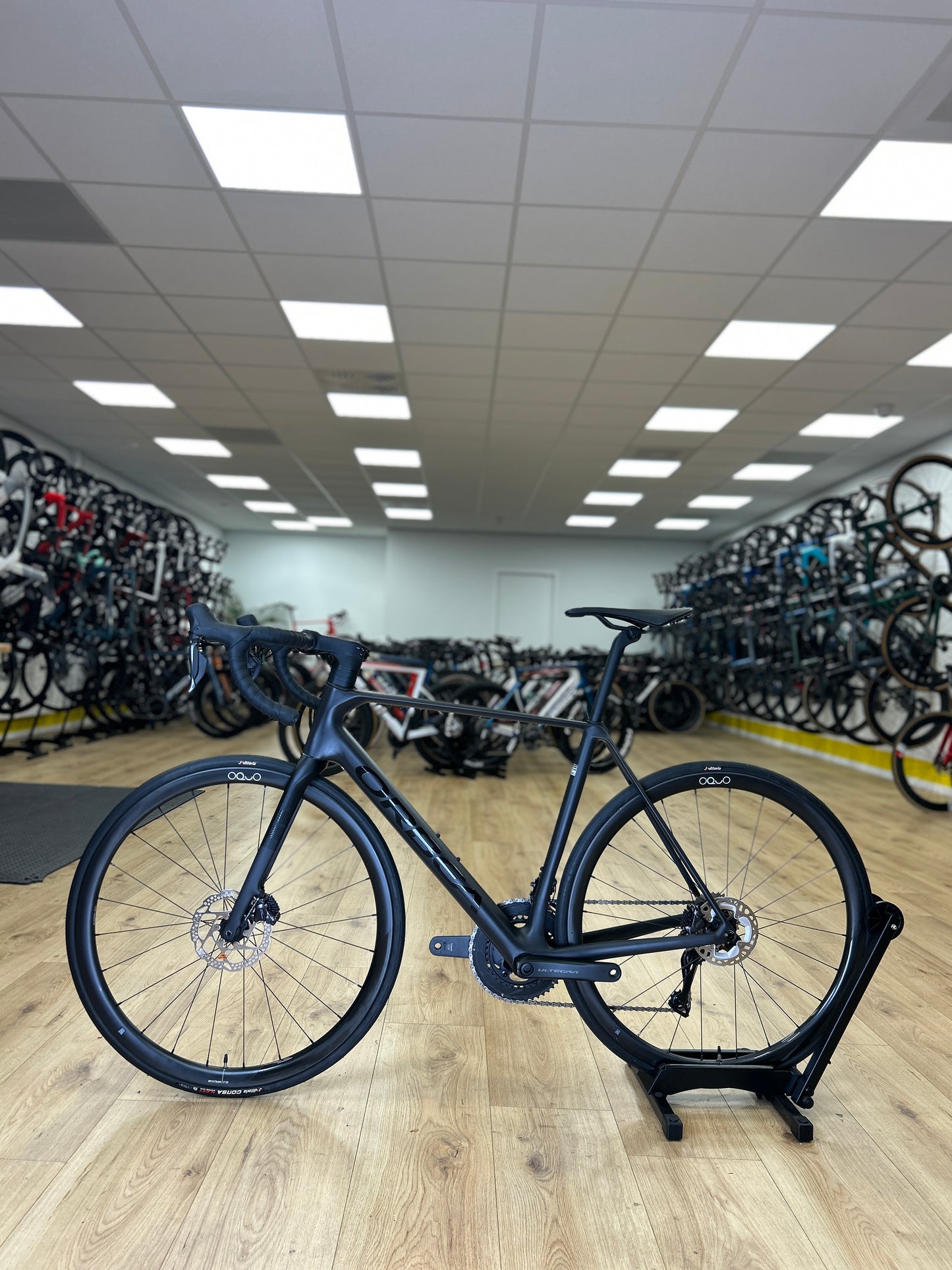 0km Showroom Model Orbea Orca M20i Di2 Carbon Racefiets
