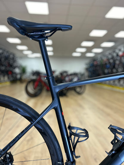 Cube Attain Ultegra Carbon Disc Racefiets