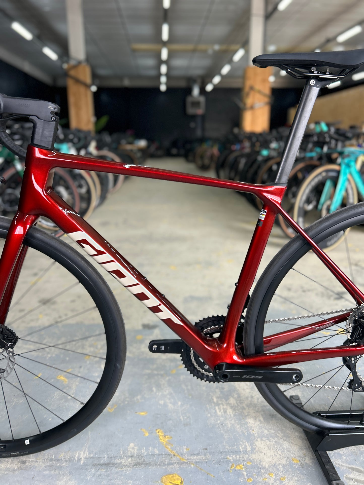 Showroom Model Giant TCR Advanced 1 Di2 Carbon Road Bike