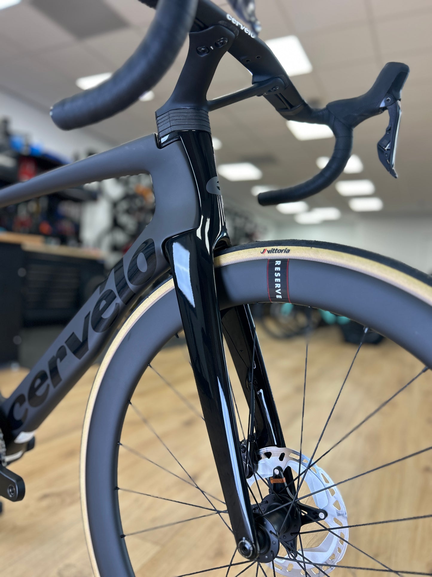 0km Showroom Model Cervélo S5 Di2 Carbon Racefiets