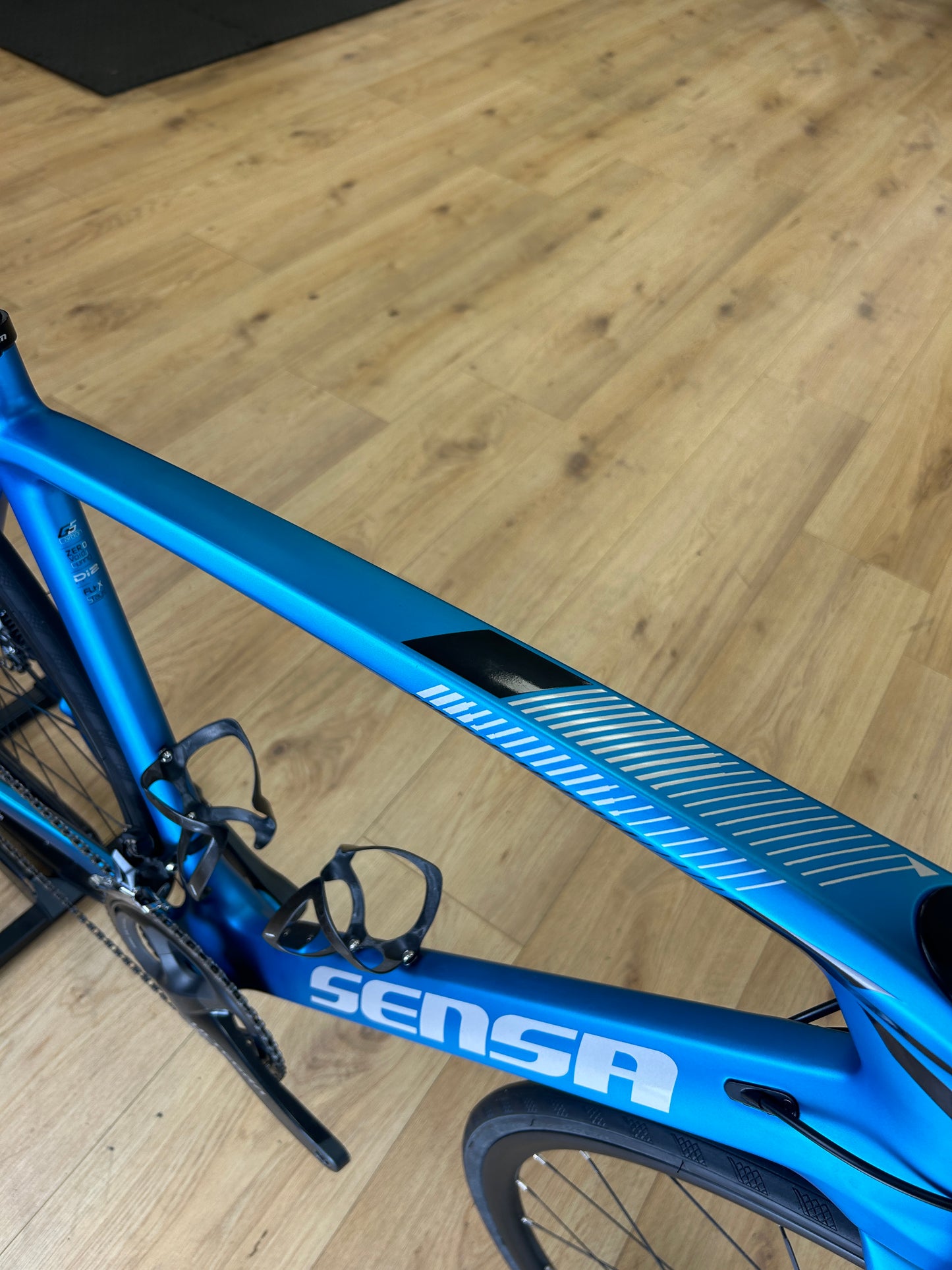 Sensa Giulia G3 Ultegra Carbon Racefiets