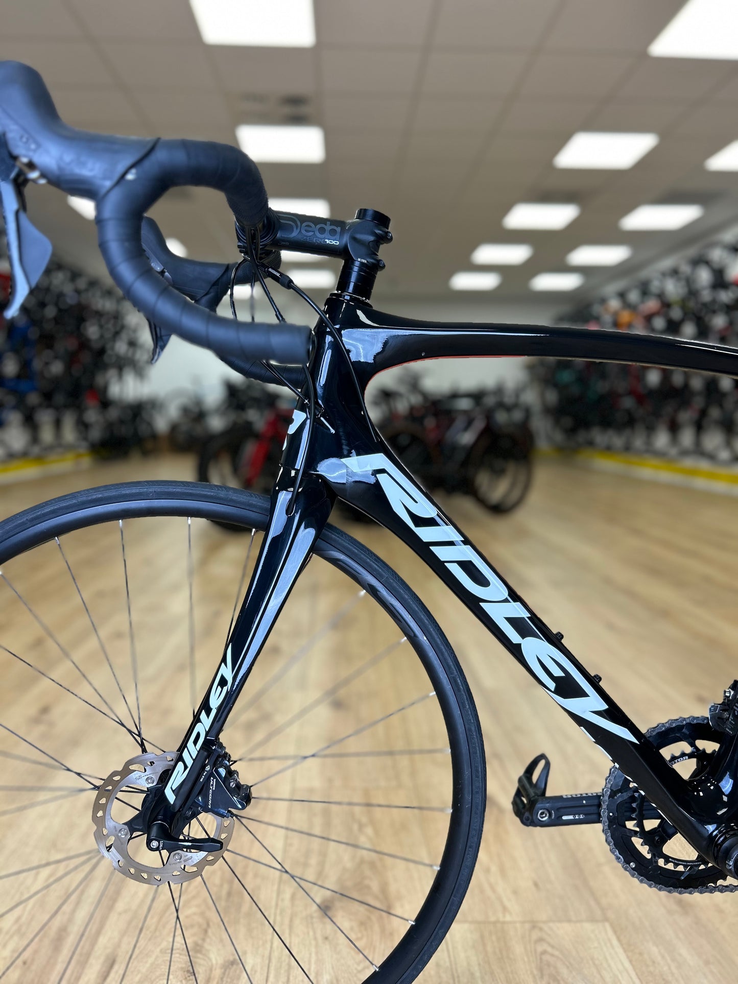 Ridley Fenix Carbon Ultegra Disc Racefiets