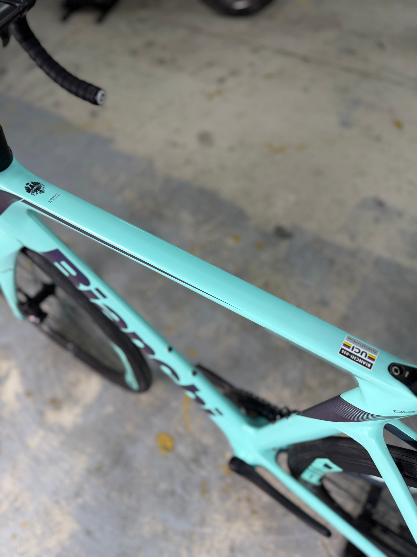 Bianchi Oltre Race Di2 Carbon Road Bike