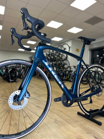 Trek Domane SL6 Disc Carbon Road Bike