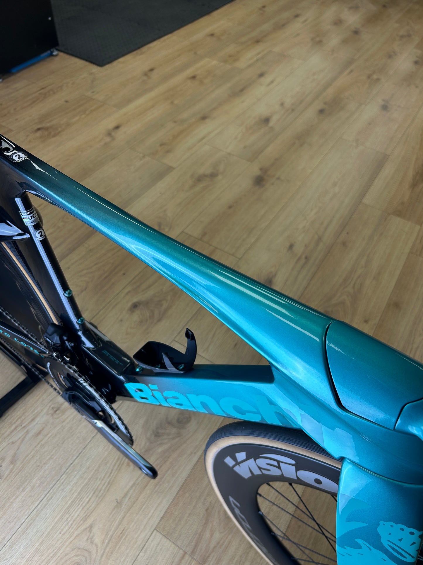 Bianchi Aquila RC Disc Di2 Carbon TT