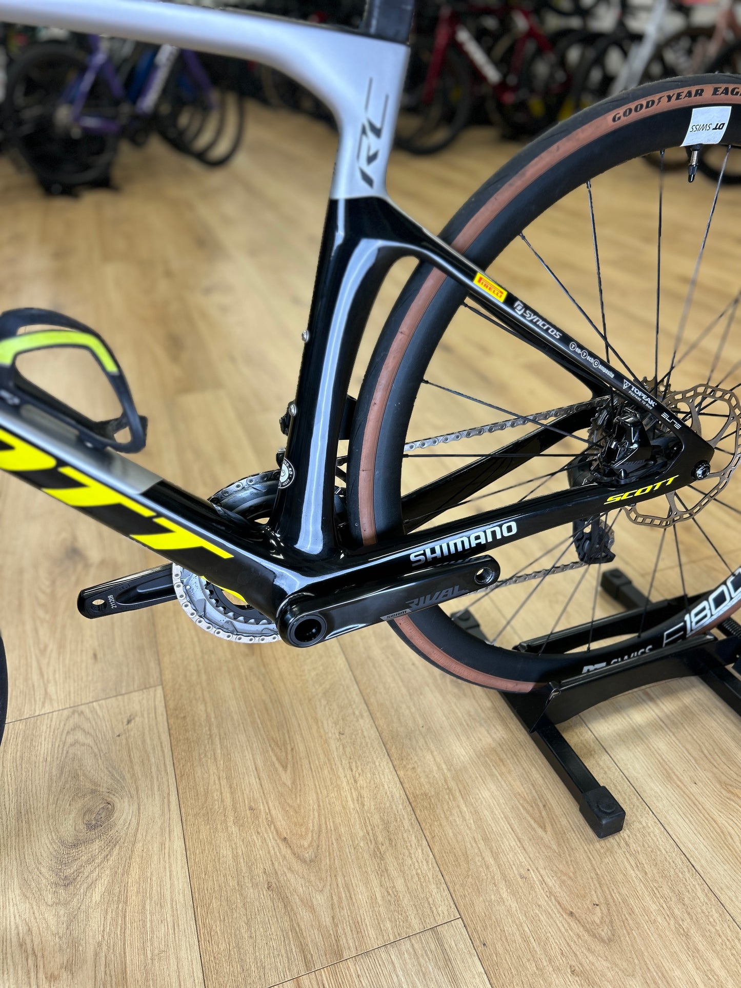 Scott Foil RC AXS Carbon Road Bike