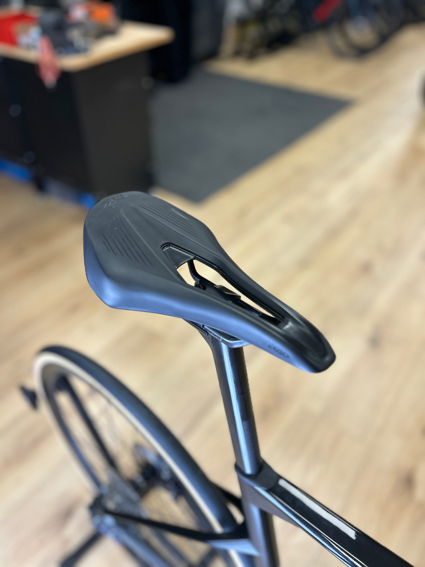 BMC RoadMachine 01 Di2 Carbon Road Bike