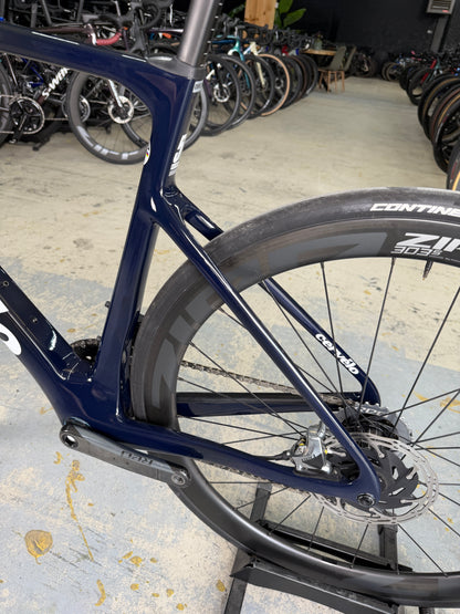 Cervélo Caledonia-5 Red eTap Carbon Racefiets