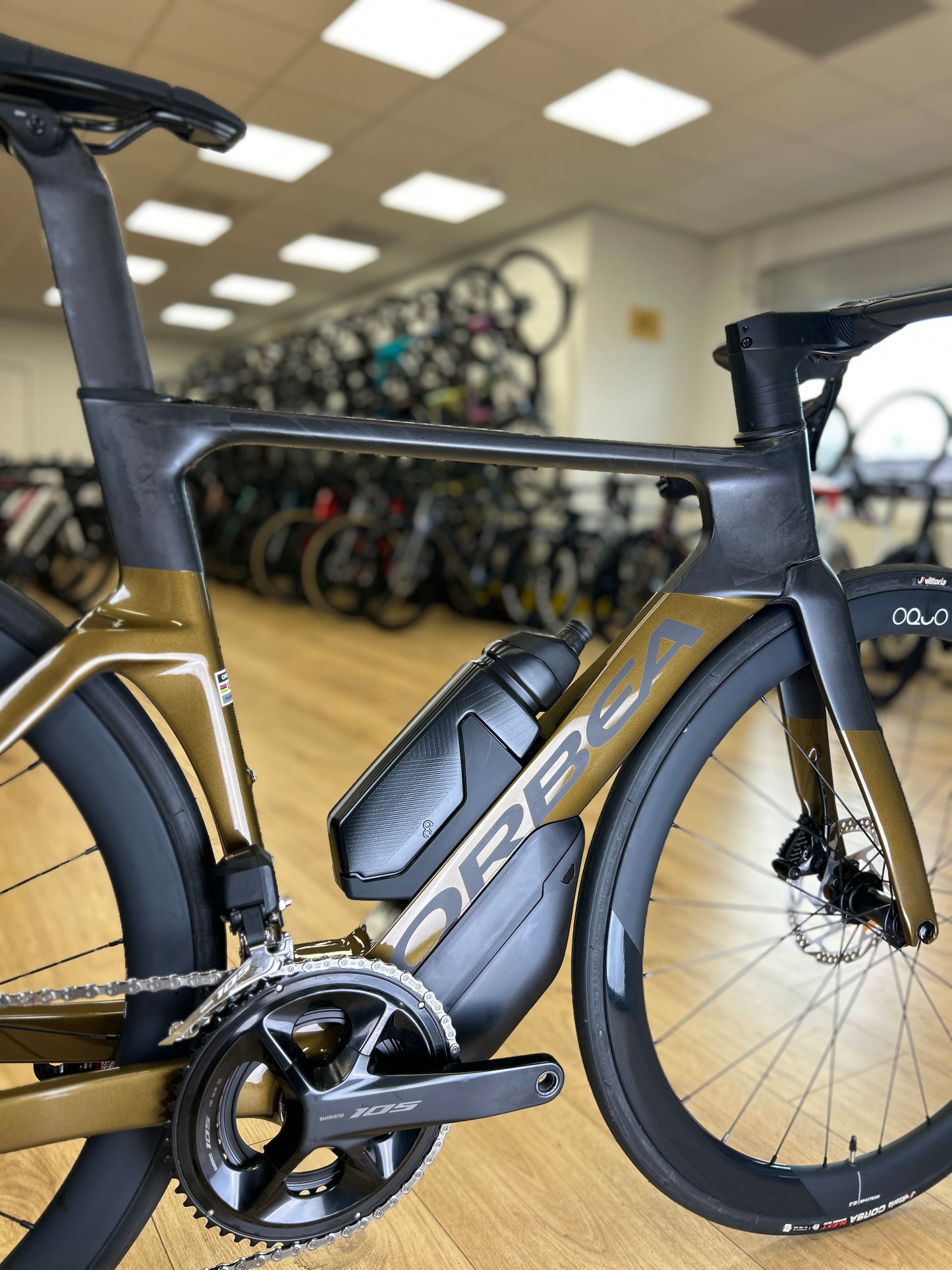 0km Showroom Model Orbea Orca Aero M30iLTD Di2 Carbon Racefiets
