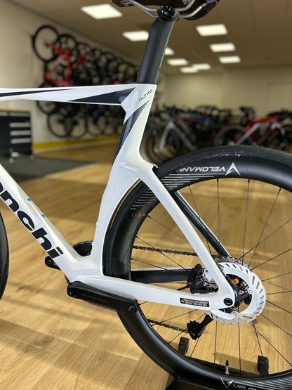 NIEUW Bianchi Oltre Comp Ultegra Di2 Carbon Racefiets