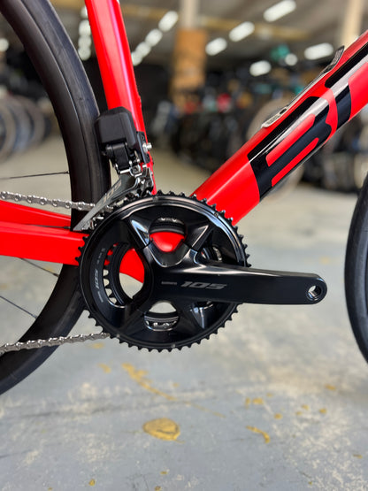 NEW BMC Teammachine SLR Di2 Carbon Road Bike