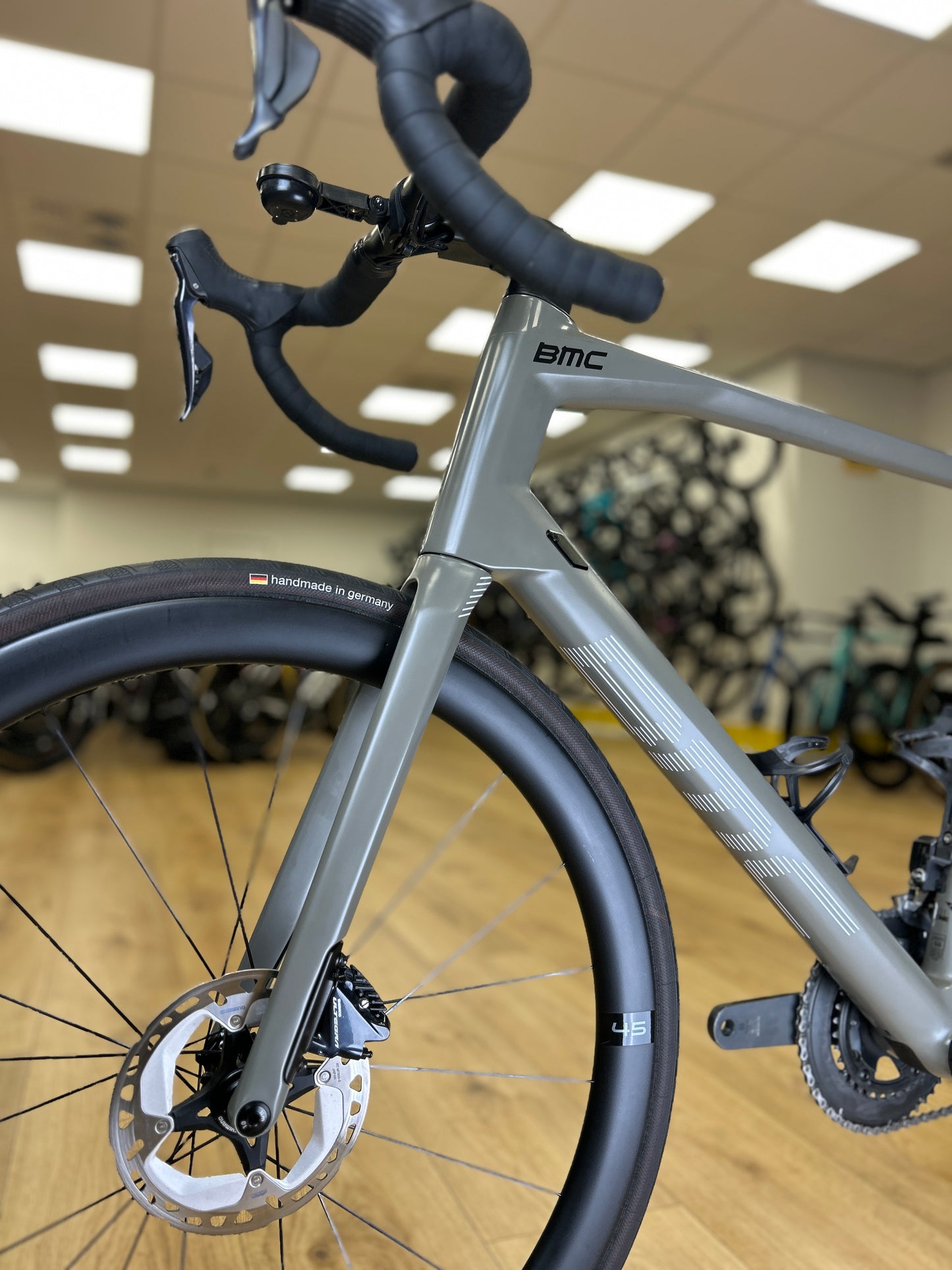 BMC Roadmachine 01 ONE Carbon Racefiets