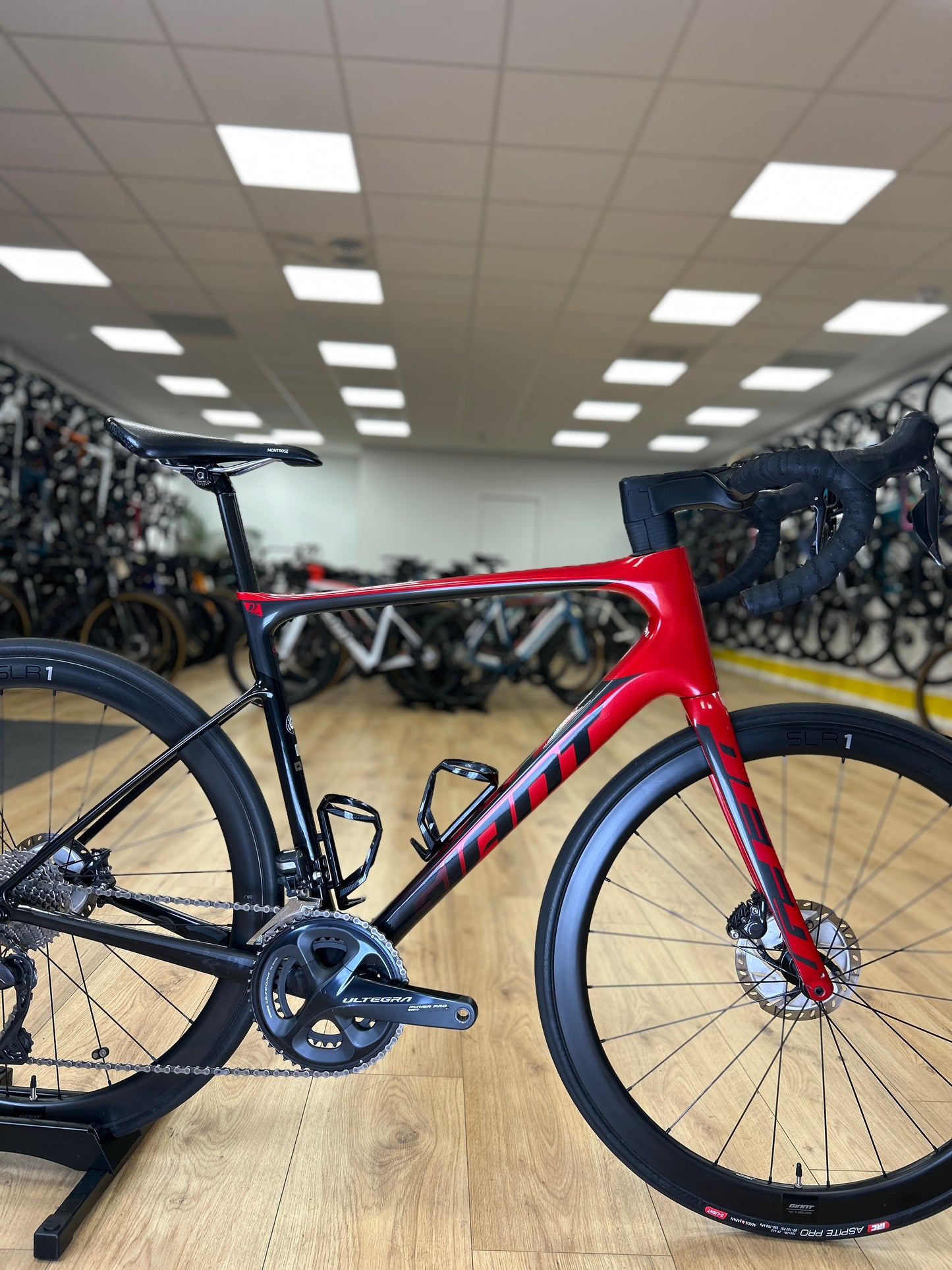 Giant Defy Pro Di2 Carbon Racefiets