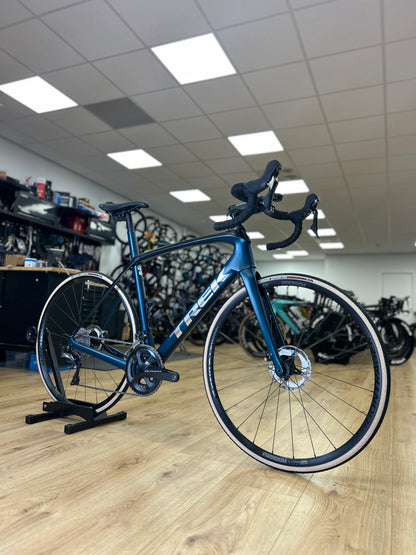 Trek Domane SL6 Disc Carbon Road Bike