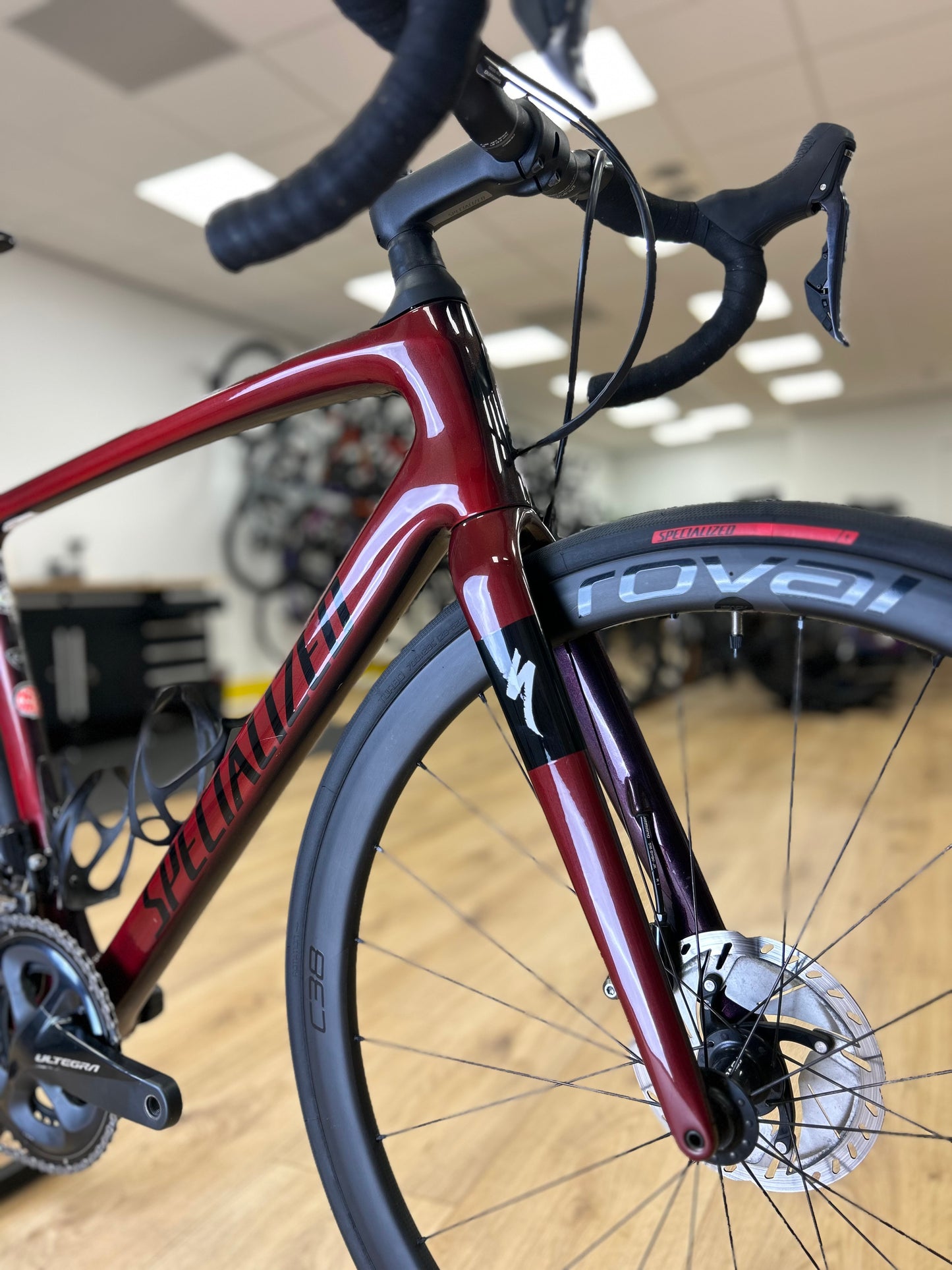 Specialized Roubaix Expert Di2 Carbon Disc Racefiets