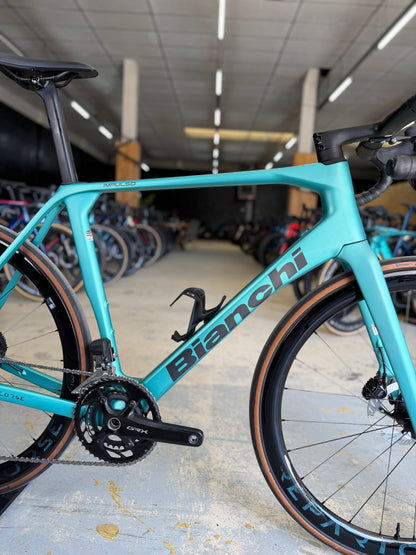 Bianchi Impulso RC Di2 Gravel Fiets
