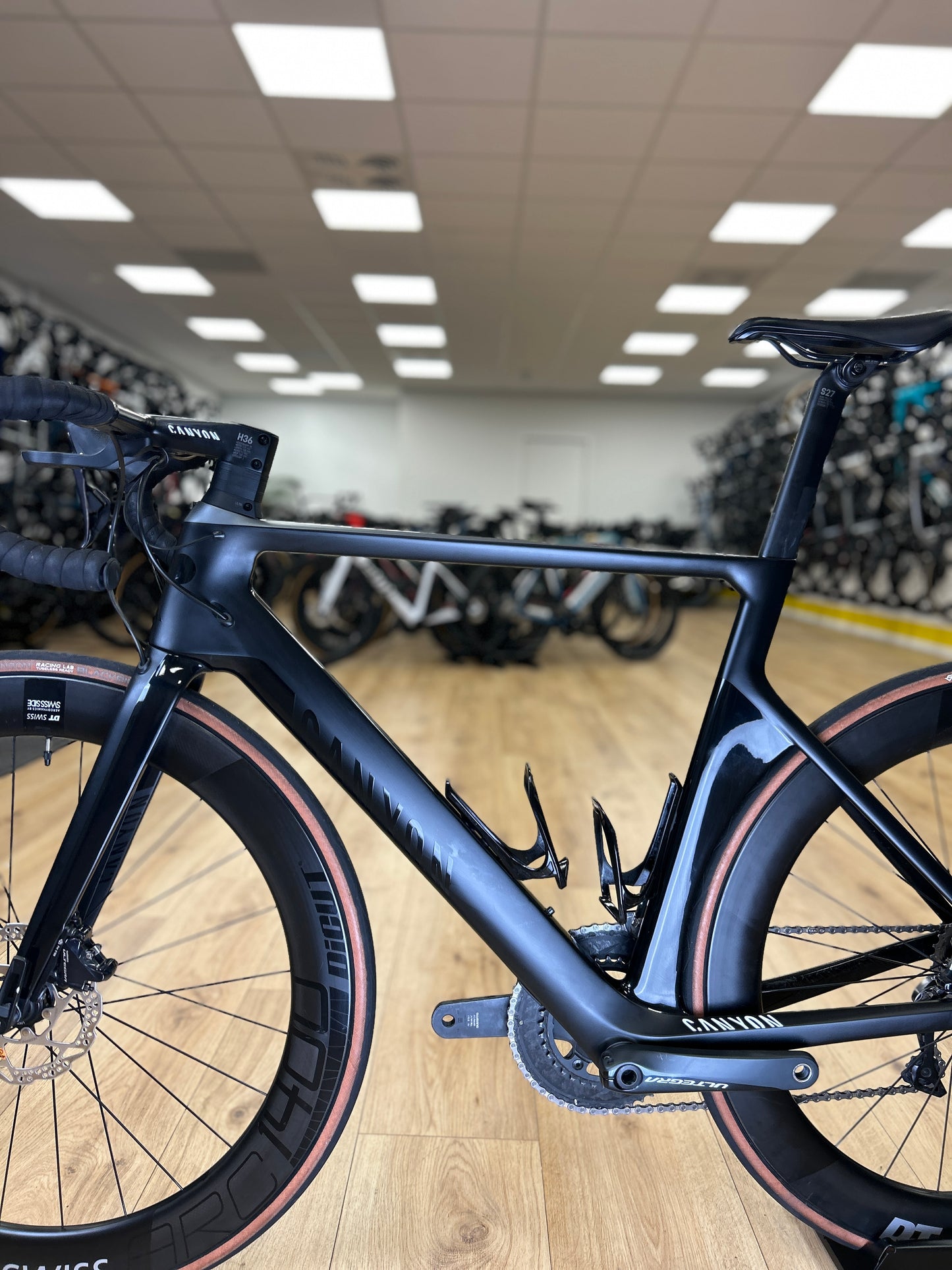 Canyon Aeroad Di2 Carbon Racefiets