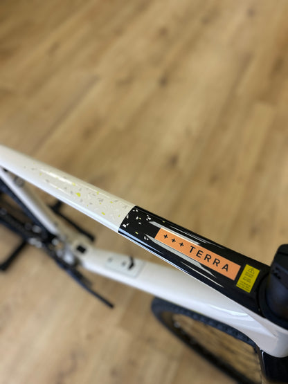 0km Showroom Model Orbea Terra Gravel Fiets