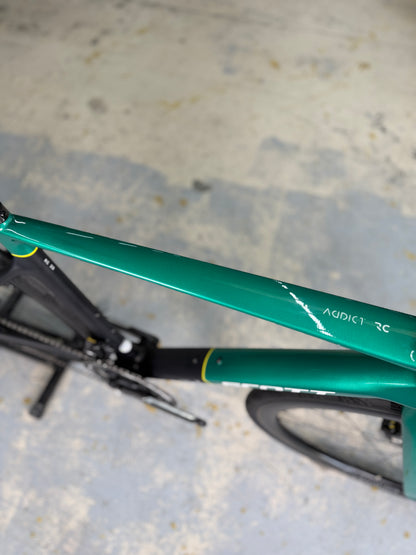 Scott Addict RC Di2 Aston Martin Carbon Racefiets