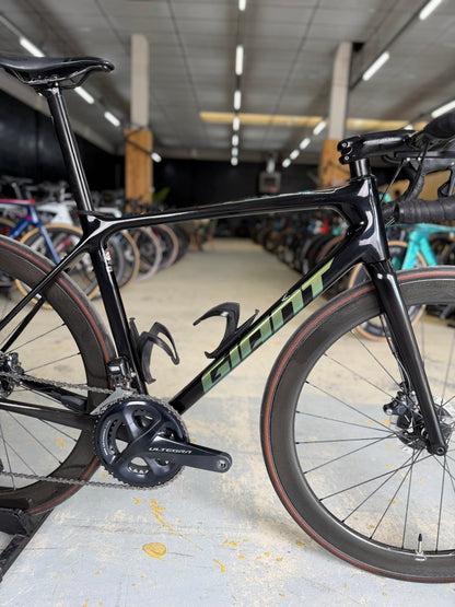 Giant TCR Pro Di2 Carbon Road Bike