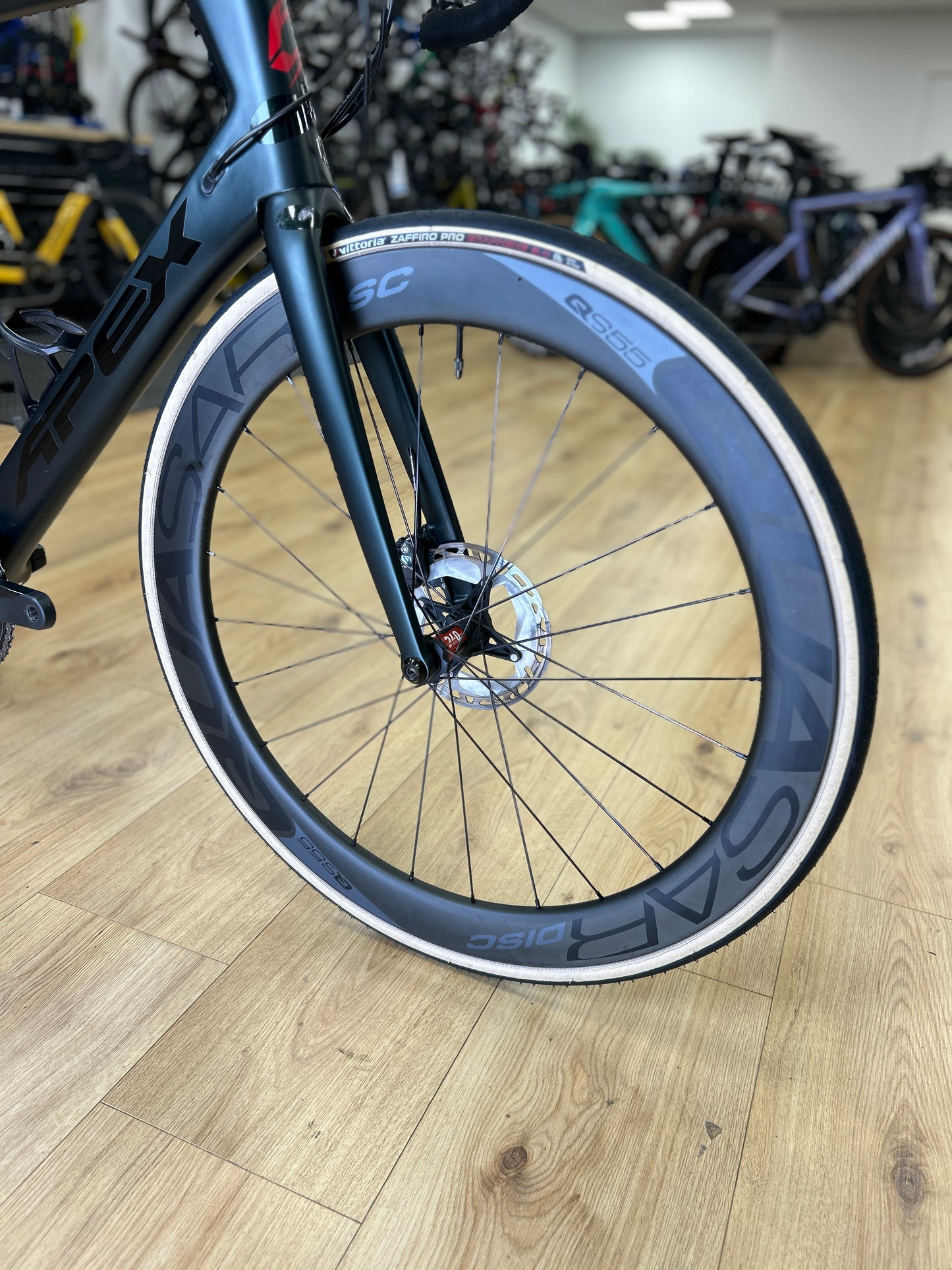 Apex Flare 3.0 Disc Carbon Racefiets