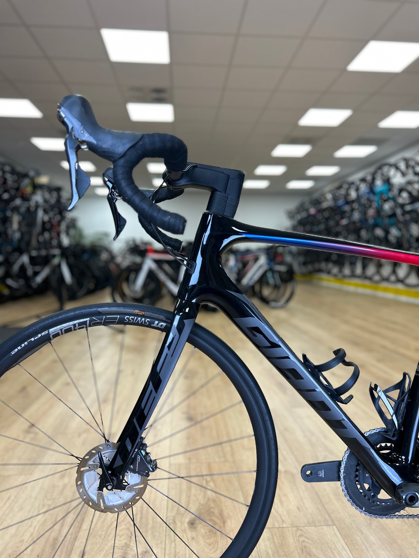 Giant Defy Advanced Carbon Racefiets
