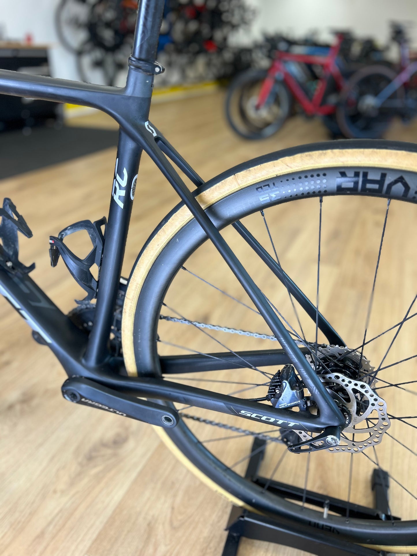 Scott Addcit 15 RC Di2 Disc Carbon Racefiets