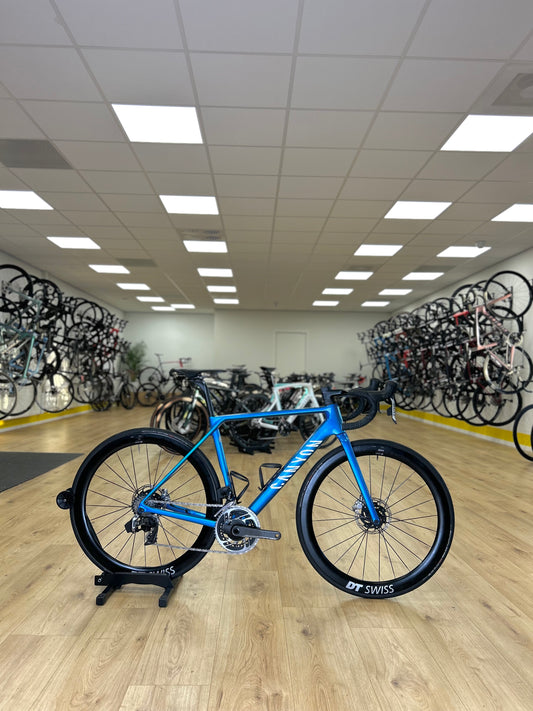 Canyon Ultimate AXS Carbon Disc Racefiets