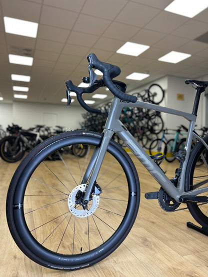 BMC Roadmachine 01 ONE Carbon Racefiets