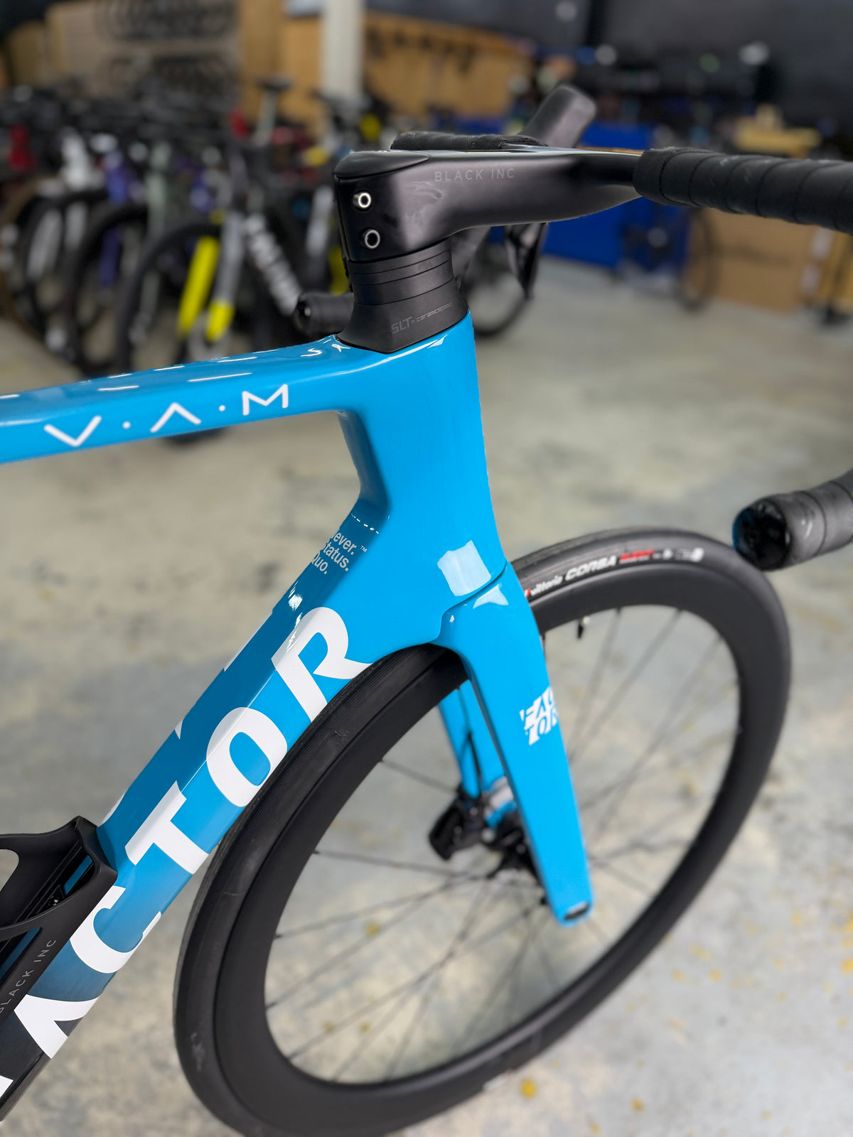 NIEUW Factor Ostro VAM Di2 Carbon Racefiets