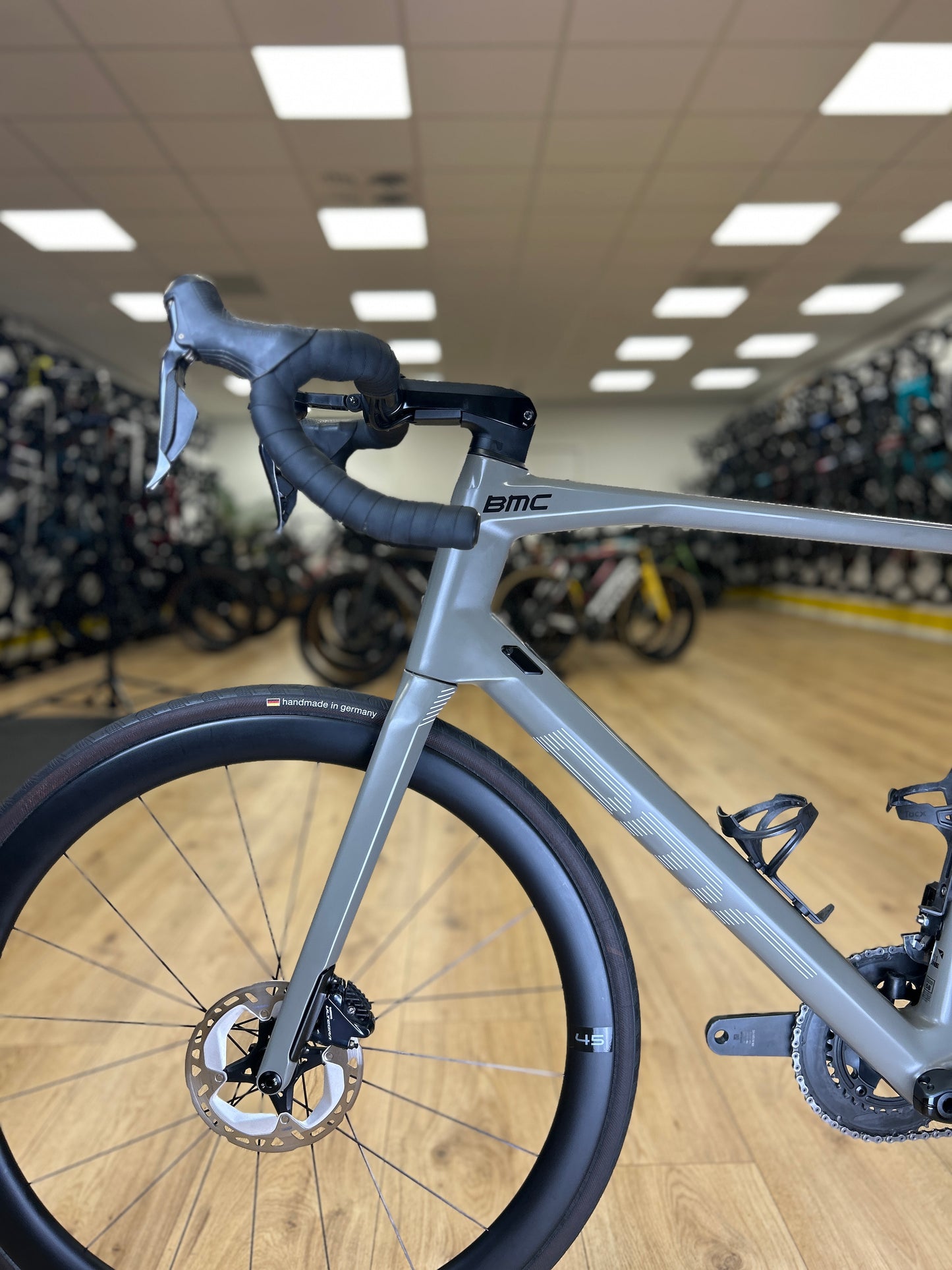 BMC Roadmachine 01 ONE Carbon Racefiets