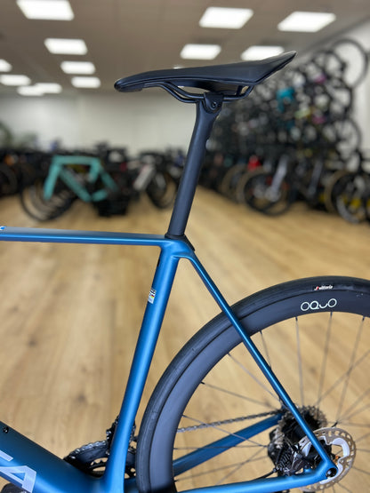 0km Showroom Model Orbea Orca M20iTEAM Di2 Carbon Racefiets