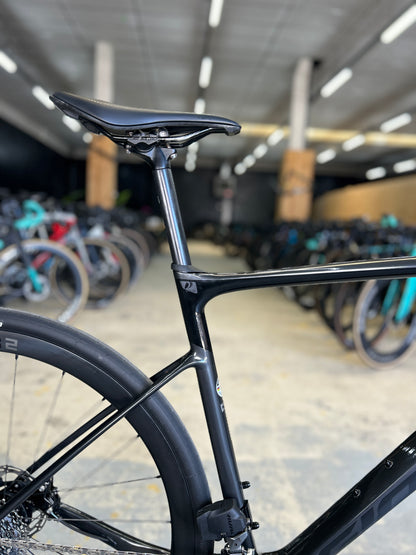 Giant Defy Advanced Pro AXS Carbon Racefiets