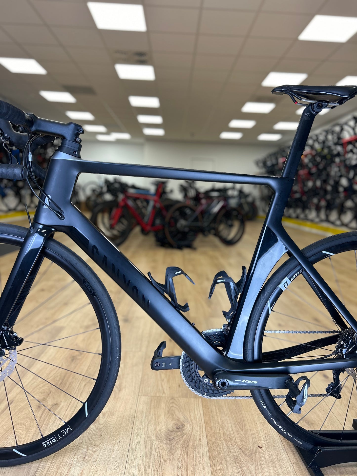 Canyon Aeroad Carbon Disc Racefiets