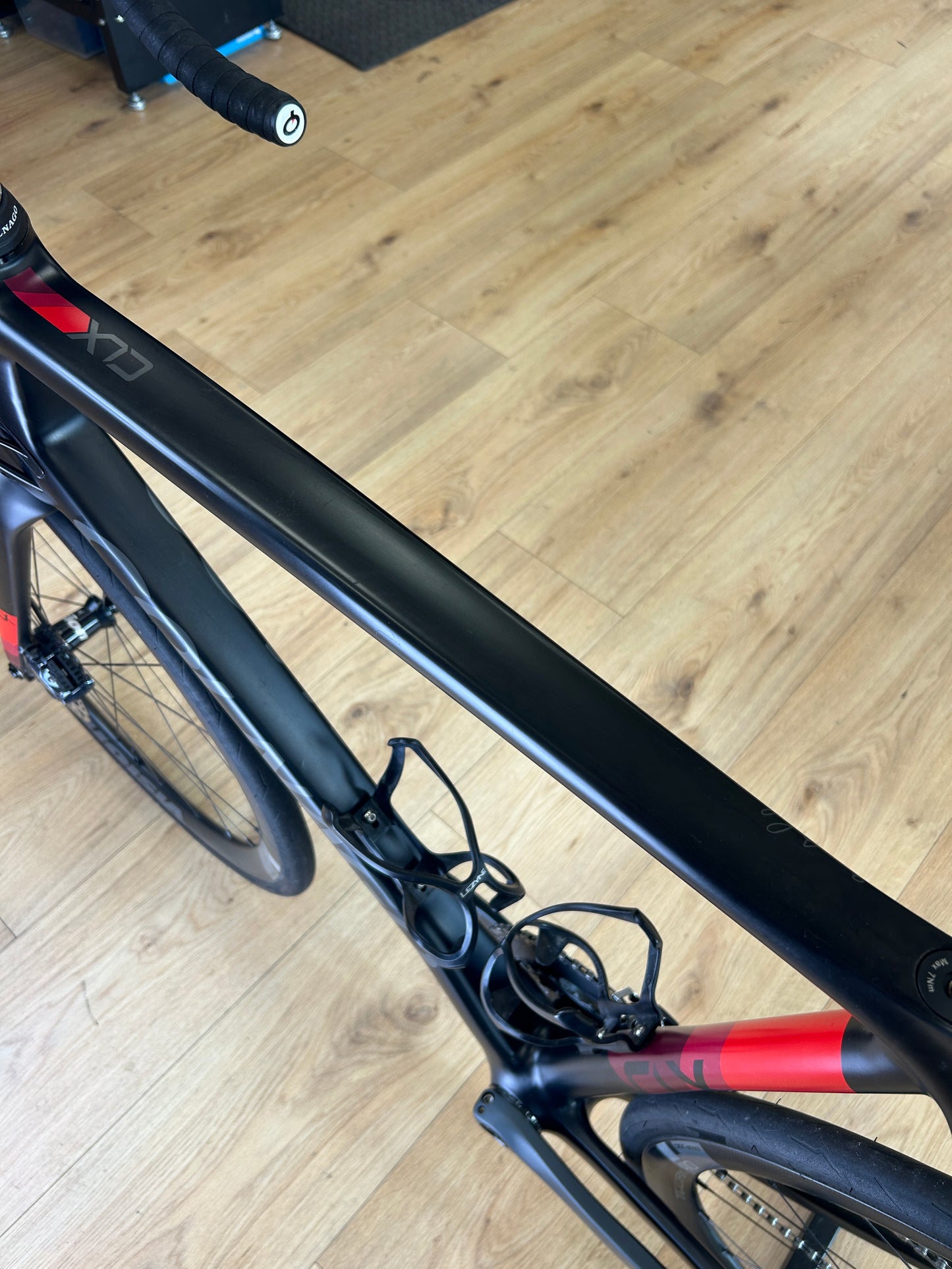 Colnago CLX Disc Carbon Road Bike