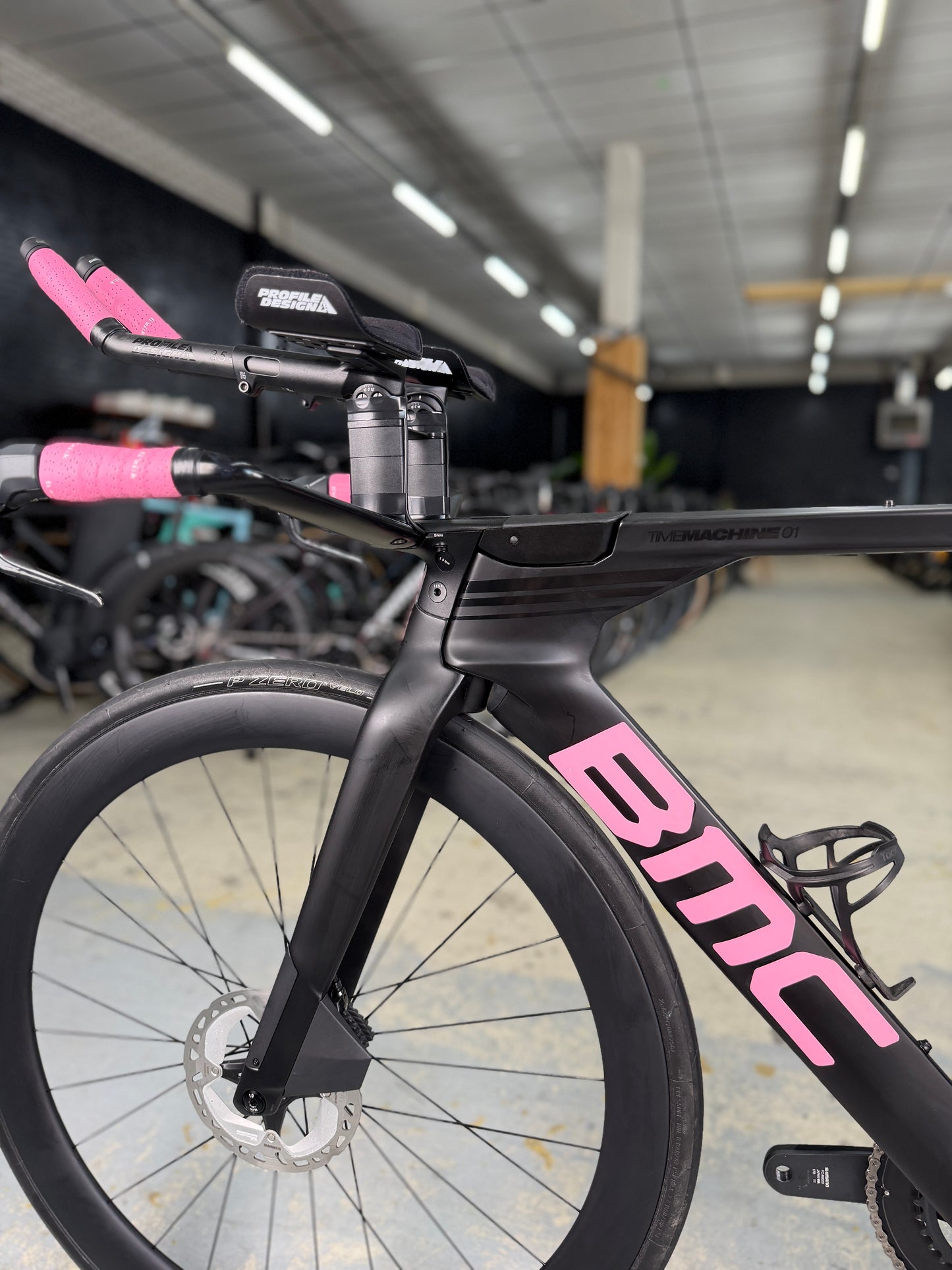 100km BMC Timemachine 01 ONE Di2 Carbon TT