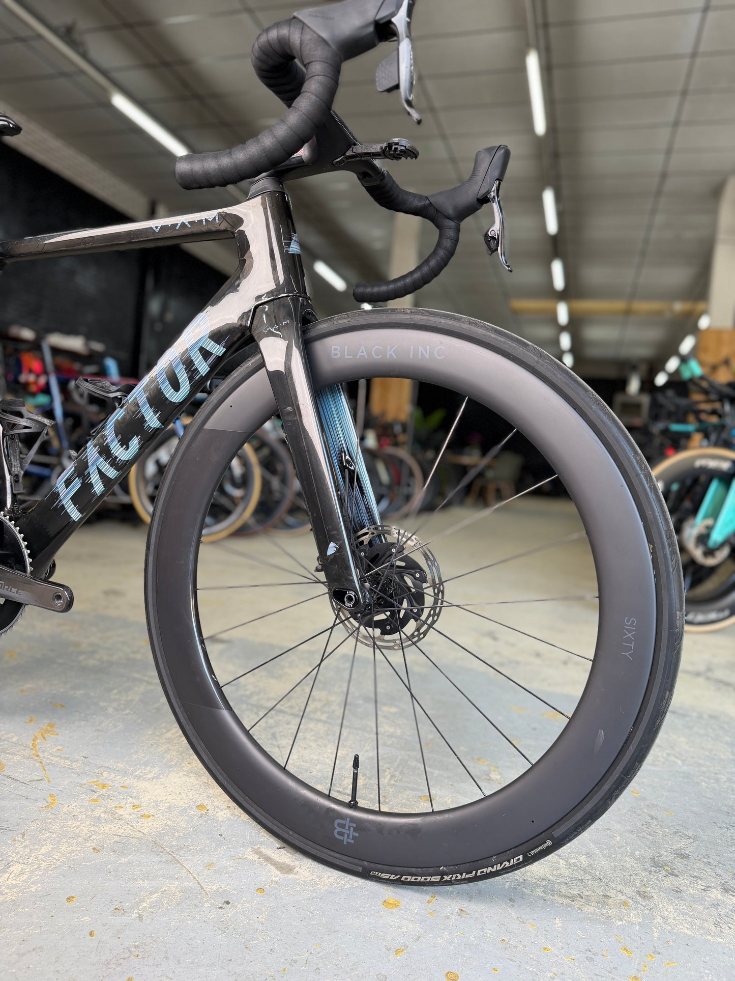 Factor Ostro VAM AXS Carbon Racefiets