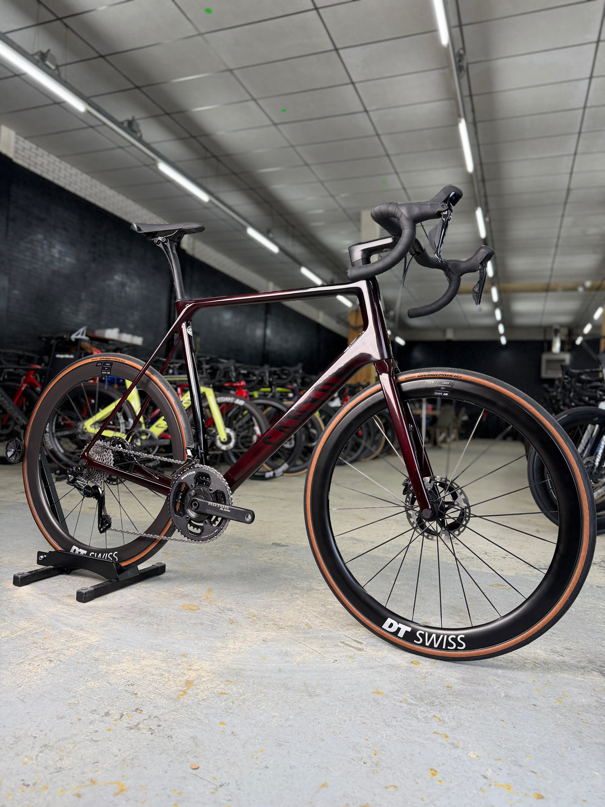 Canyon Endurance CF SLX9 Di2 Carbon Racefiets