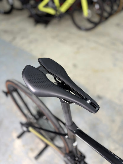 Giant Defy Advanced AXS Carbon Racefiets