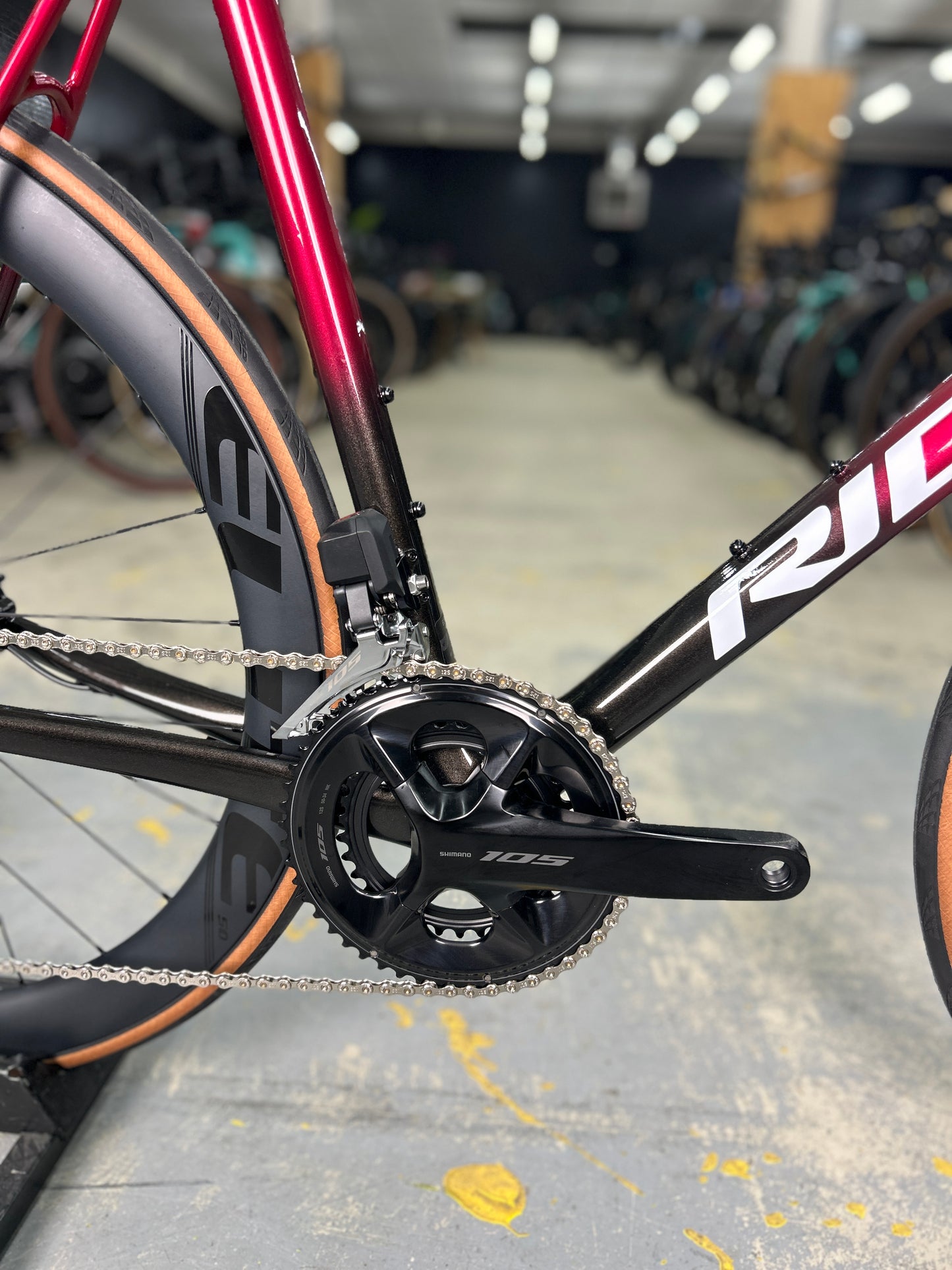 Showroom model Ridley Helium SLX Di2 Carbon Race Bike