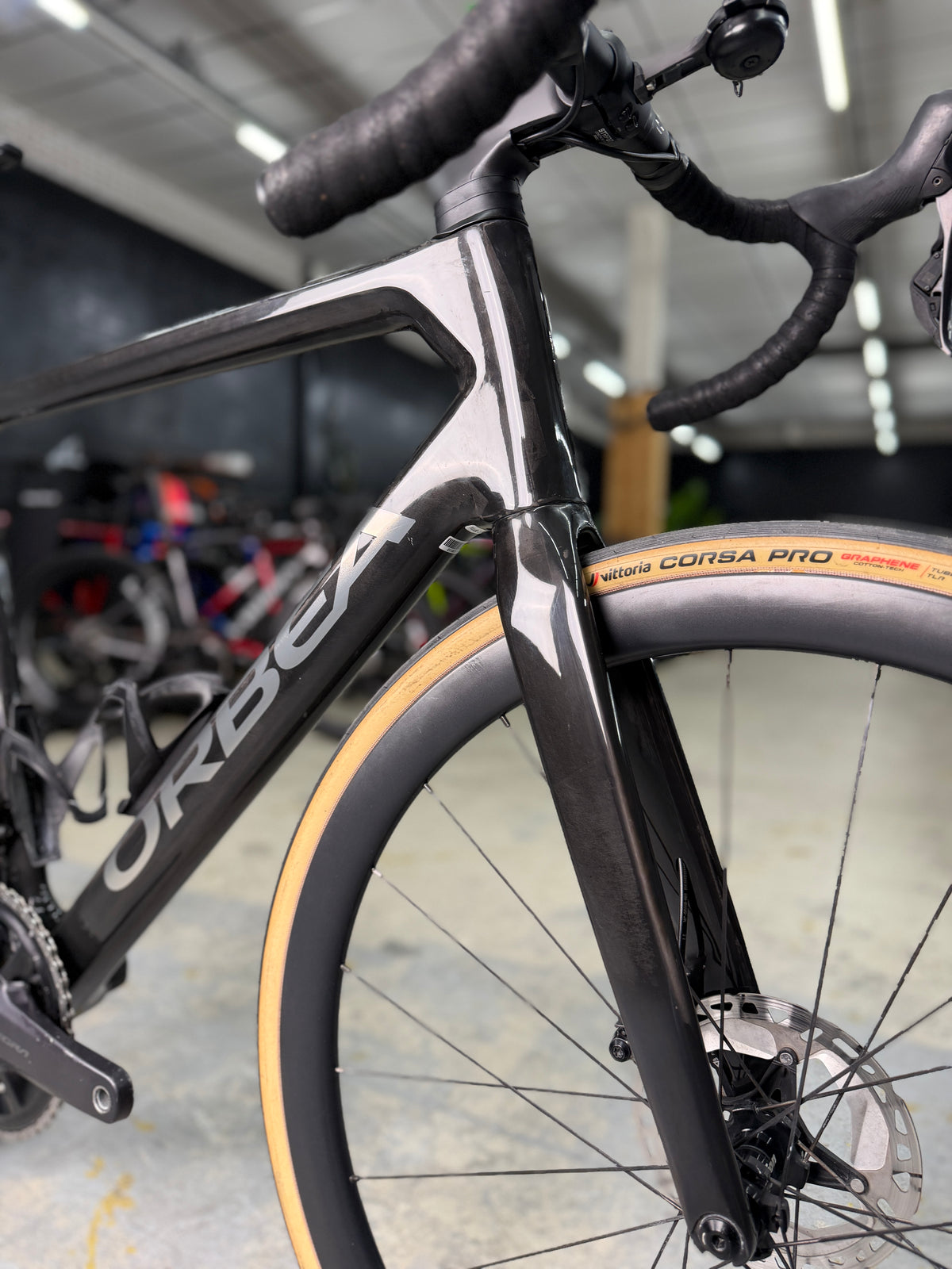 Orbea Orca M20iTEAM Di2 Carbon Racefiets