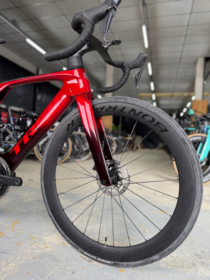 Trek Madone SLR7 Di2 Carbon Road Bike