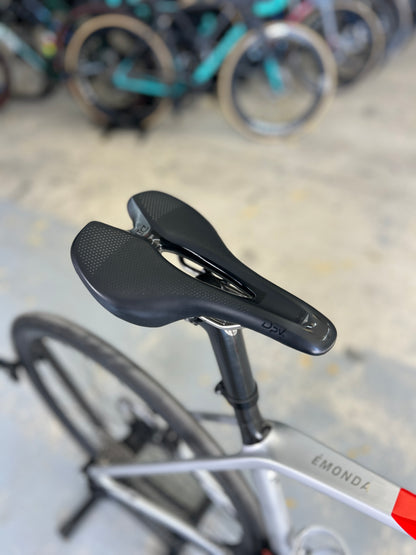 Trek Emonda SL6 Pro Di2 Carbon Road Bike