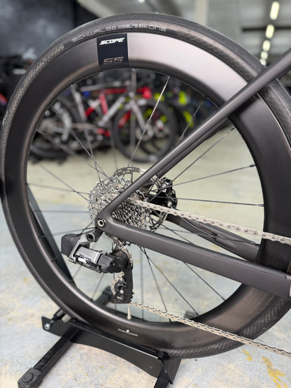 Scott Addict AXS Carbon Road Bike