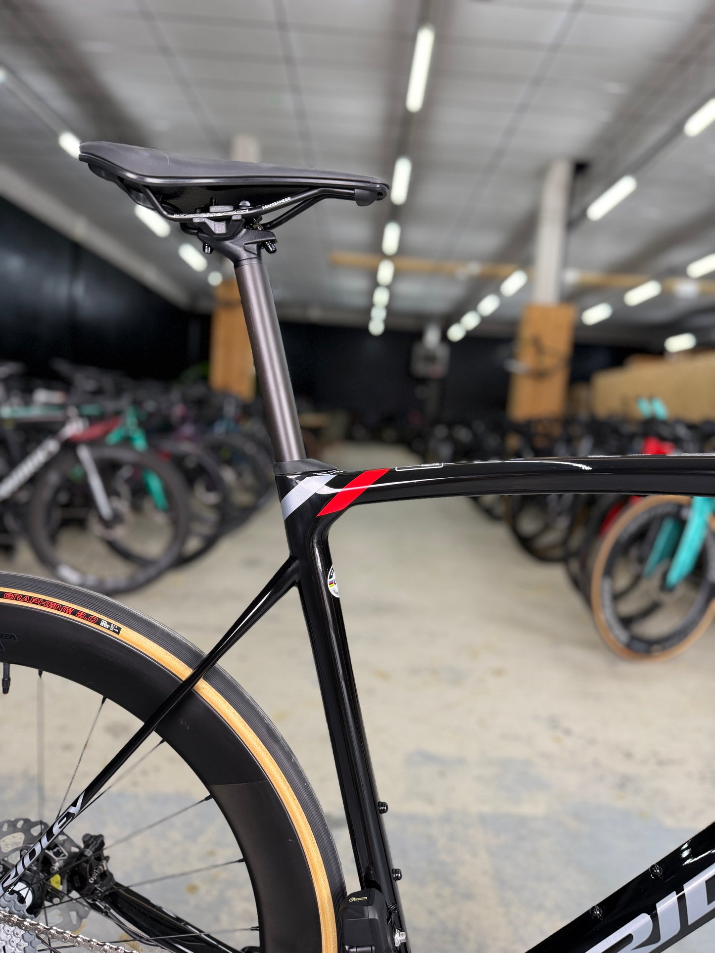 SHOWROOM Ridley Fenix SLiC Di2 Carbon Racefiets